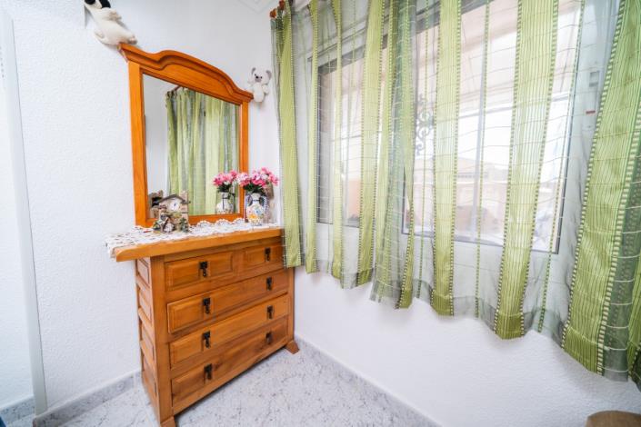 Image No.24-3 Bed Townhouse for sale