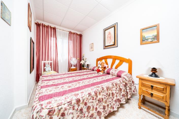 Image No.27-3 Bed Townhouse for sale