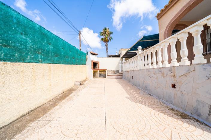 Image No.22-2 Bed Villa for sale