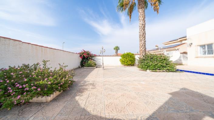 Image No.31-3 Bed Villa for sale