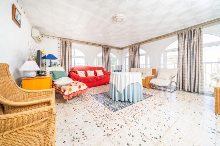 Image No.31-4 Bed Villa for sale