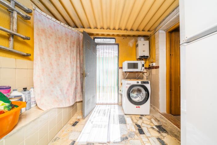 Image No.43-4 Bed Villa for sale