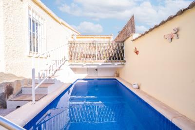 Detached-Property-For-Sale-In-La-Marina---5---Portals-