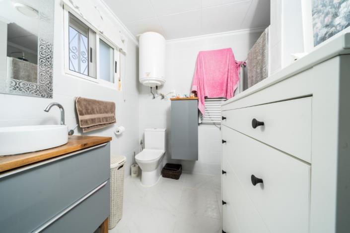 Image No.32-3 Bed Villa for sale