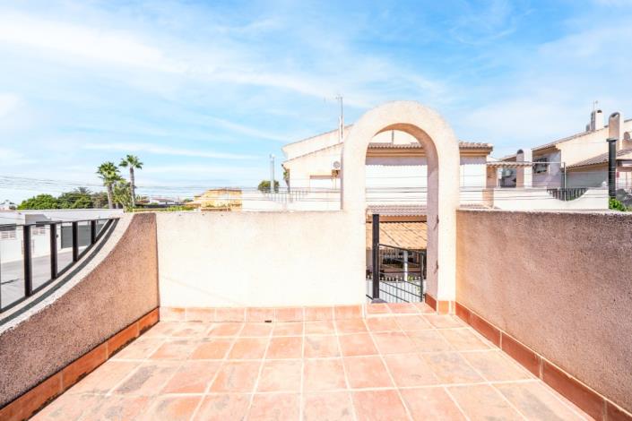 Image No.17-2 Bed Quad for sale