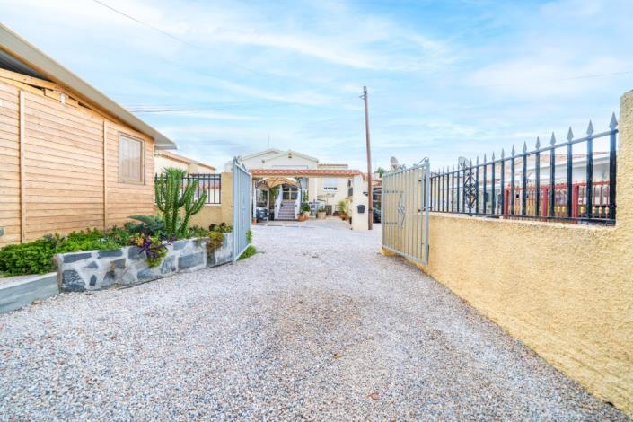 Image No.8-2 Bed Villa for sale