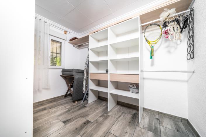 Image No.21-2 Bed Villa for sale