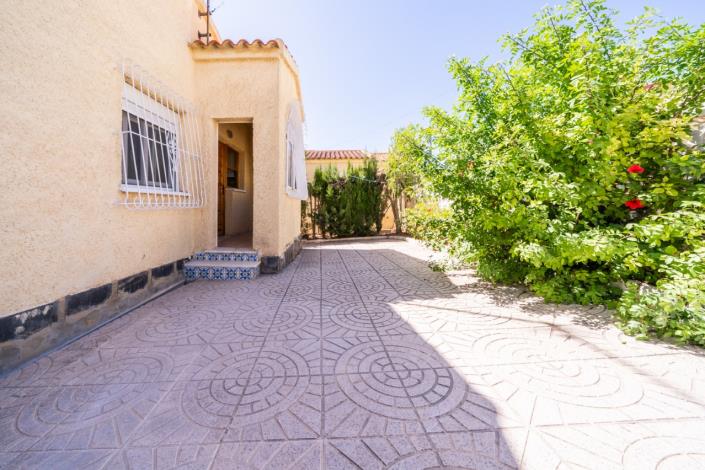 Image No.3-3 Bed Villa for sale