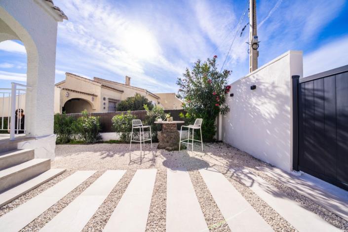 Image No.39-2 Bed Villa for sale