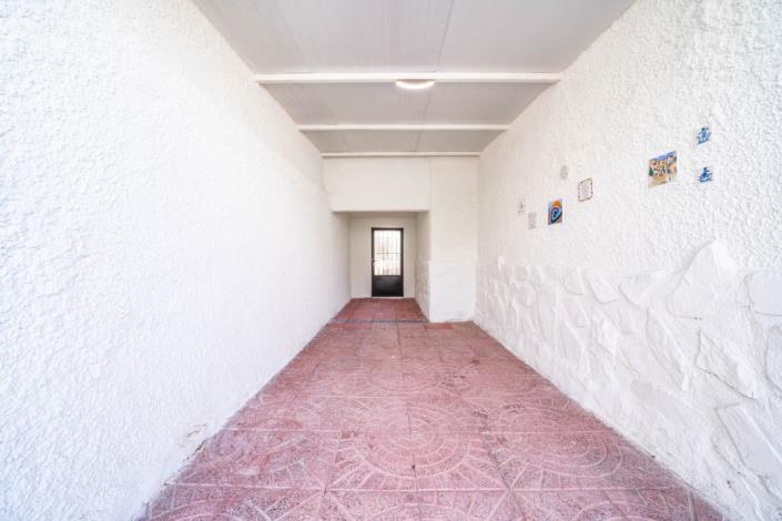 Image No.42-2 Bed Villa for sale