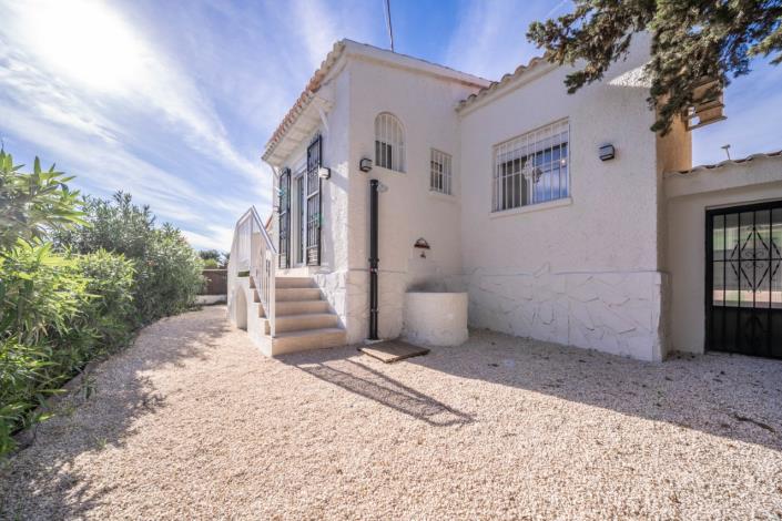 Image No.43-2 Bed Villa for sale