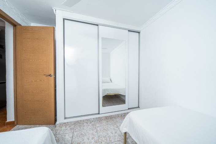 Image No.31-4 Bed Townhouse for sale