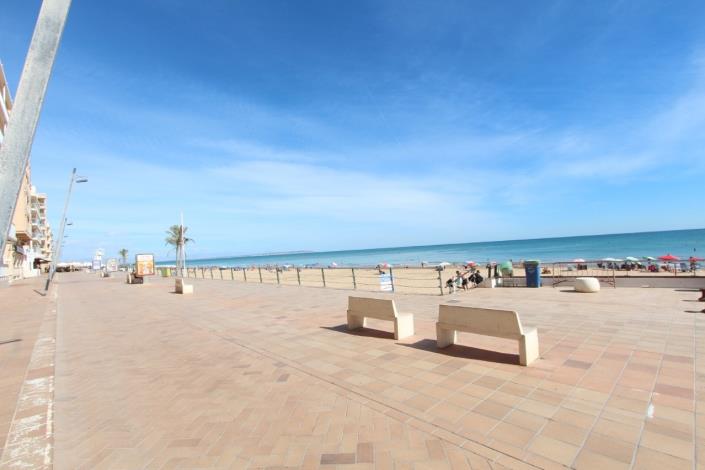 Image No.20-2 Bed Apartment for sale