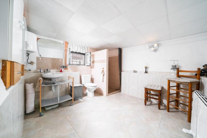 Image No.36-3 Bed Villa for sale