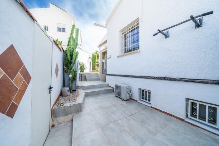 Image No.42-3 Bed Villa for sale