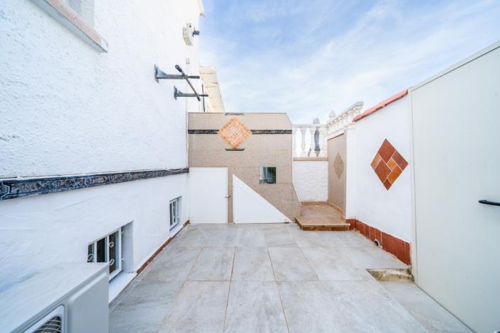 Image No.43-3 Bed Villa for sale