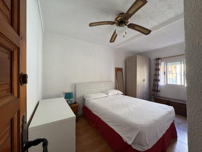 Image No.12-2 Bed Townhouse for sale