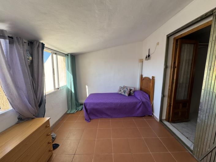 Image No.22-2 Bed Townhouse for sale