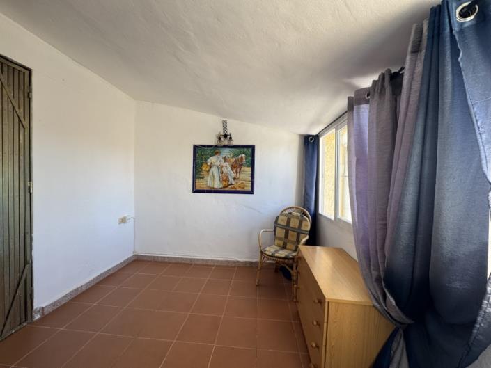 Image No.24-2 Bed Townhouse for sale