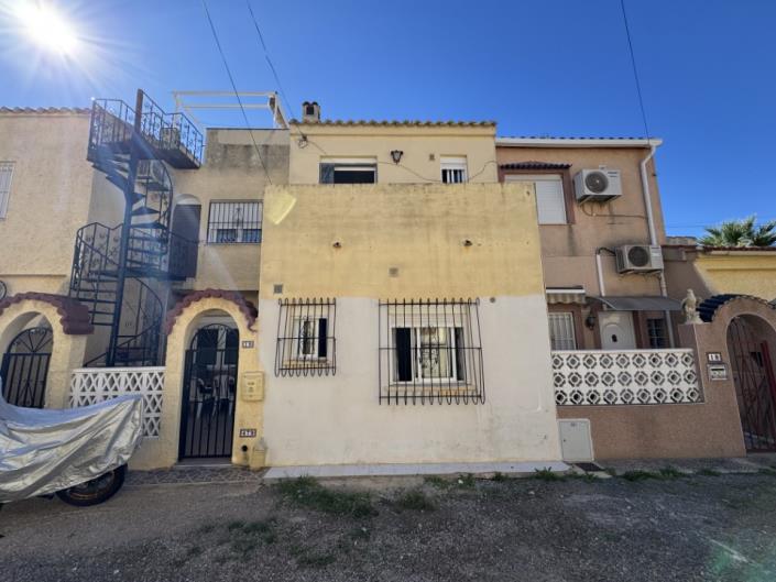 Image No.31-2 Bed Townhouse for sale