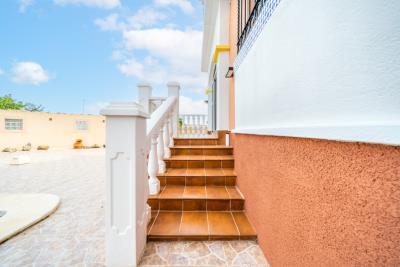 Detached-Property-for-sale-in-La-Marina--10---Portals-