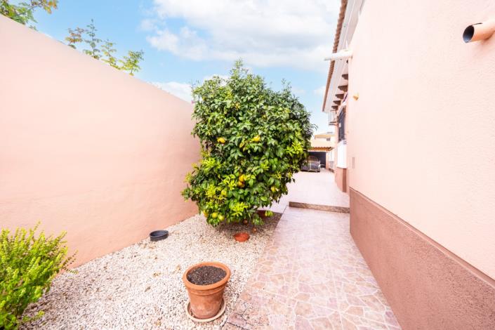 Image No.39-3 Bed Villa for sale