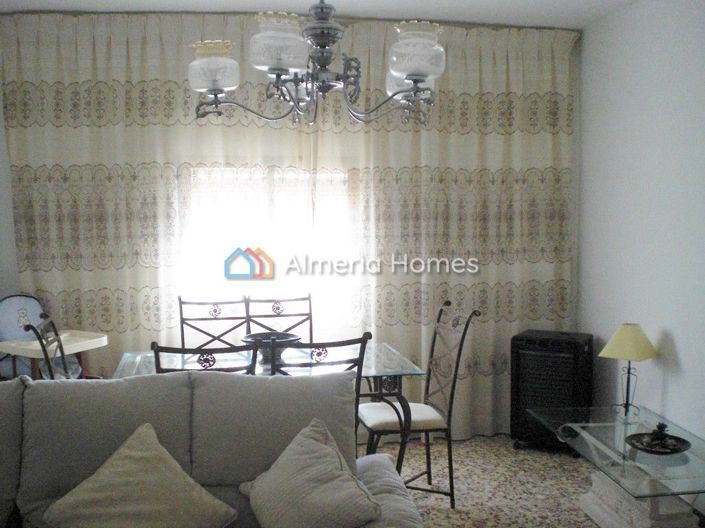 Image No.4-5 Bed Townhouse for sale