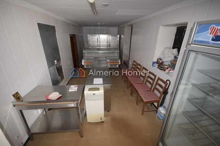 Image No.7-3 Bed Property for sale