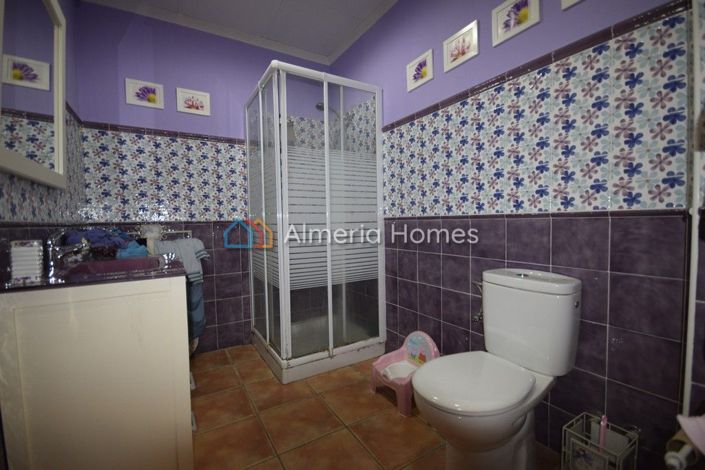 Image No.9-4 Bed Apartment for sale