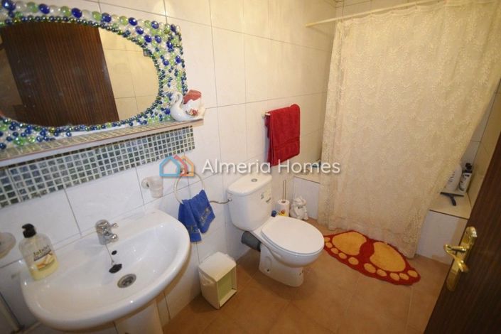 Image No.13-6 Bed Country House for sale