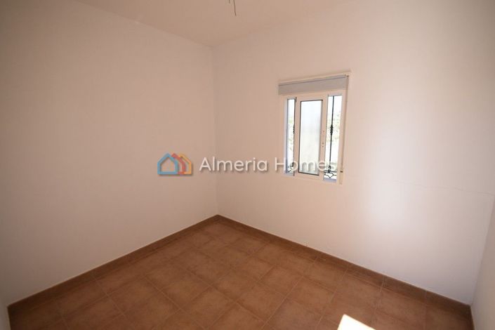 Image No.9-4 Bed Villa for sale