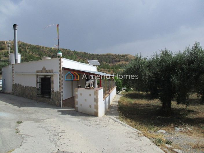Image No.1-1 Bed Country House for sale