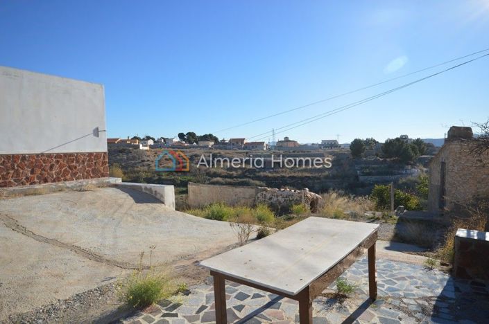 Image No.18-4 Bed Country House for sale