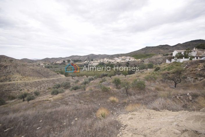 Image No.6-4 Bed Country House for sale