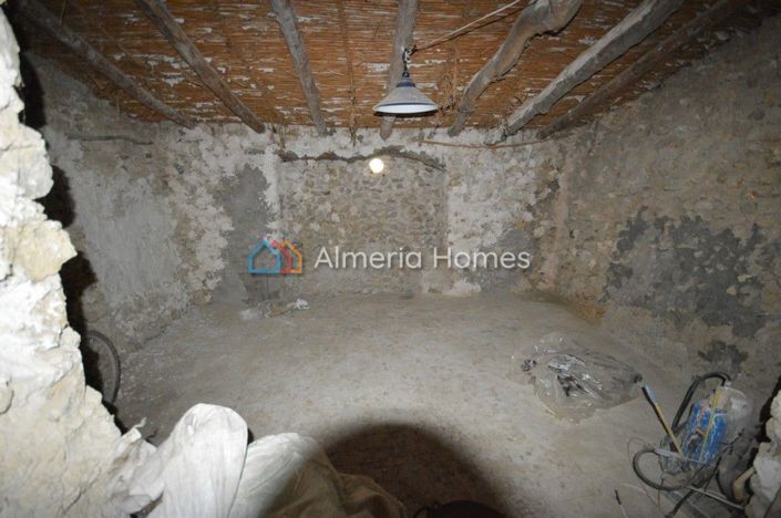 Image No.8-4 Bed Townhouse for sale