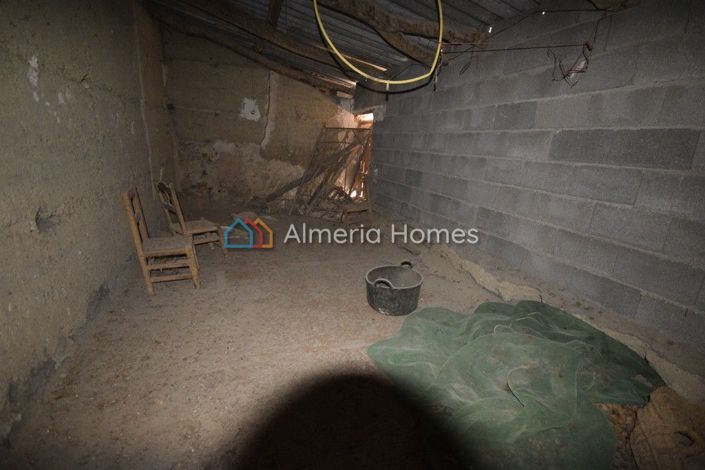 Image No.12-5 Bed Country House for sale