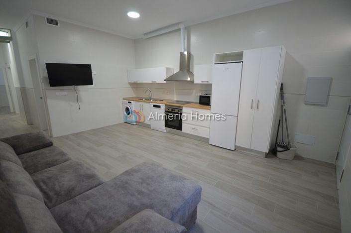 Image No.3-2 Bed Townhouse for sale