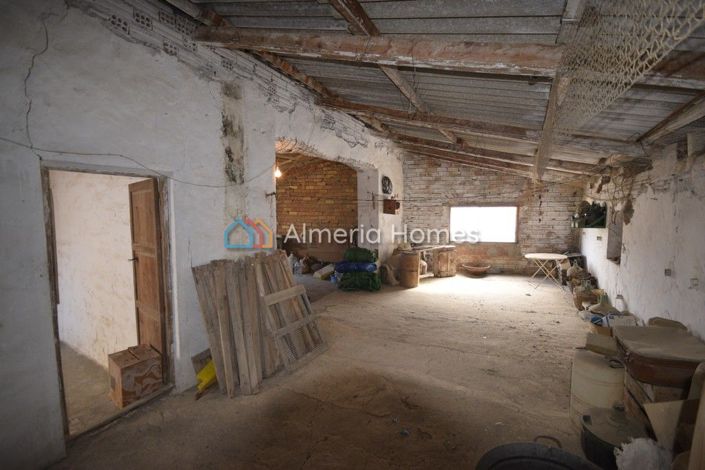 Image No.14-4 Bed Townhouse for sale