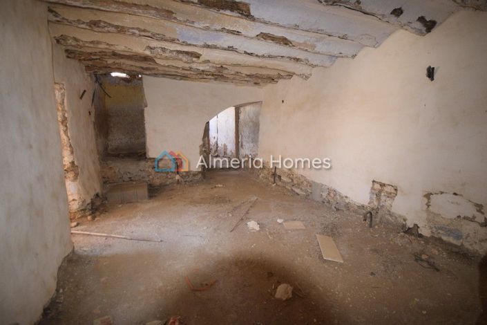 Image No.5-Country House for sale