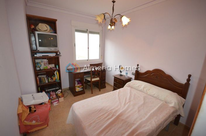 Image No.9-3 Bed Apartment for sale