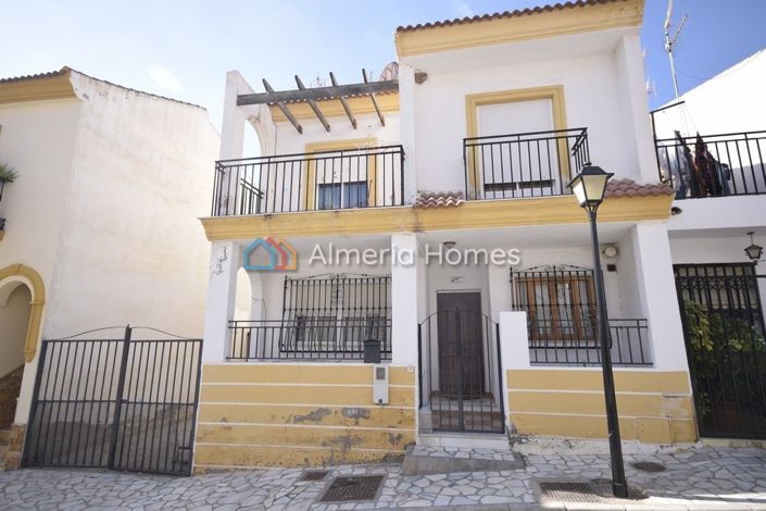 Image No.1-3 Bed Duplex for sale