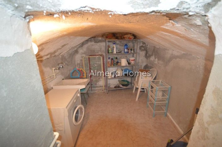 Image No.13-3 Bed Townhouse for sale