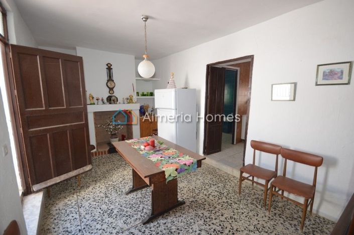 Image No.10-6 Bed Village House for sale