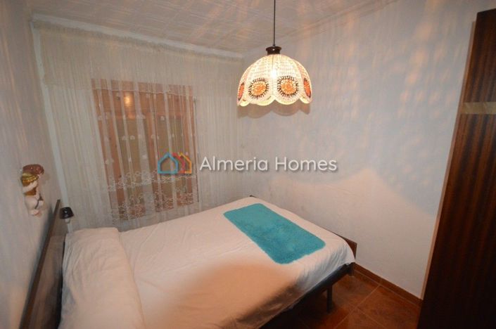 Image No.8-6 Bed Village House for sale