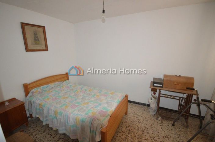 Image No.5-3 Bed Village House for sale