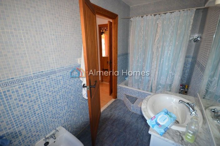 Image No.9-3 Bed Villa for sale