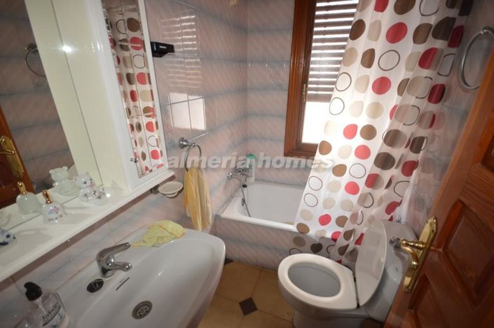 Image No.10-5 Bed Village House for sale