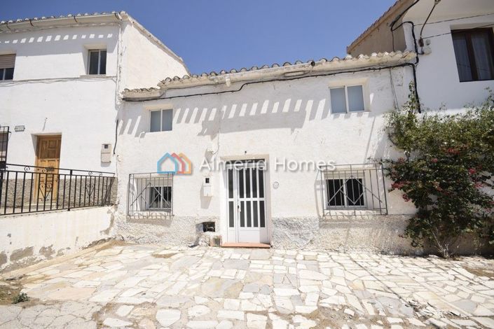 Image No.1-5 Bed Village House for sale