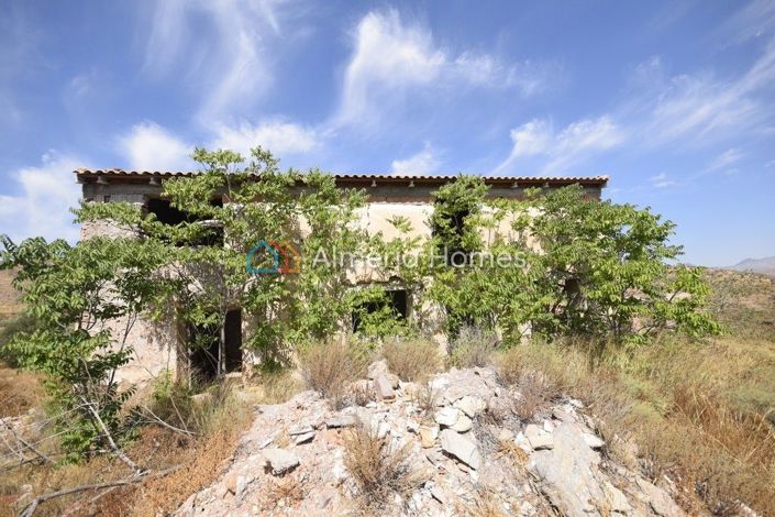 Image No.3-5 Bed Country House for sale