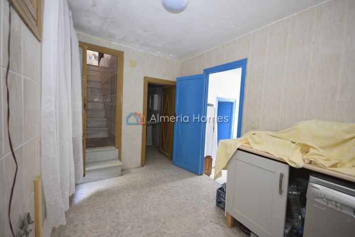 Image No.15-3 Bed Townhouse for sale